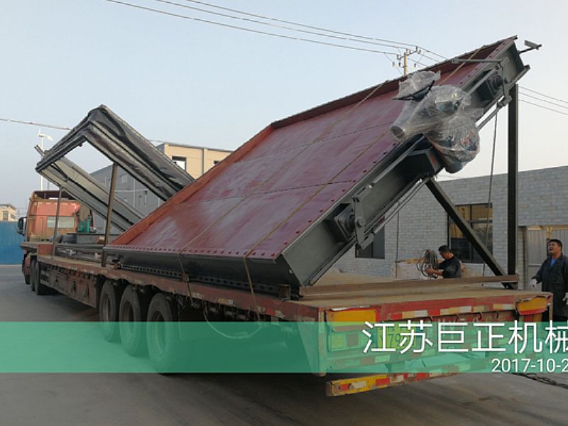 精工制作擋板門(mén)發(fā)貨了，裝車(chē)現(xiàn)場(chǎng)一覽
