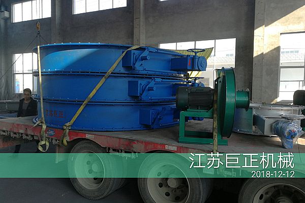 廈門客戶訂購的擋板門驗收合格，發(fā)貨準(zhǔn)備中