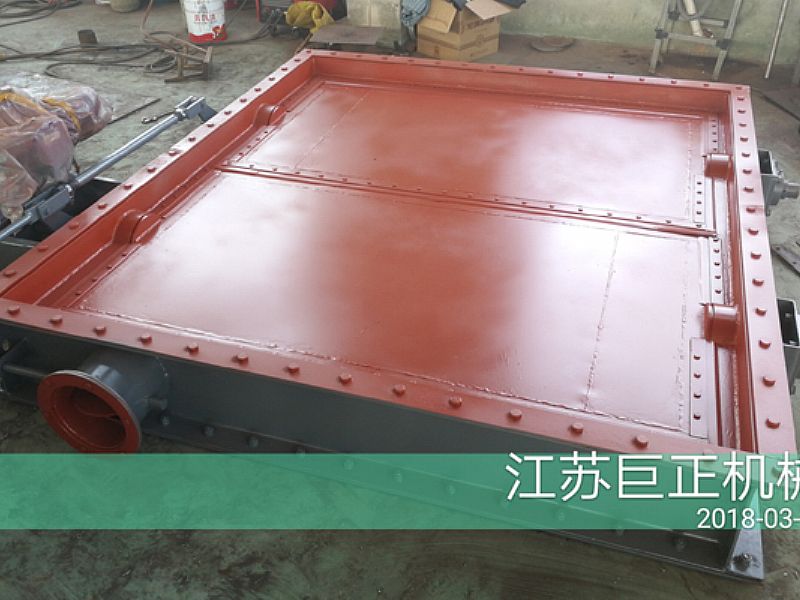 方形擋板門（寬9m）完工，準(zhǔn)備發(fā)貨